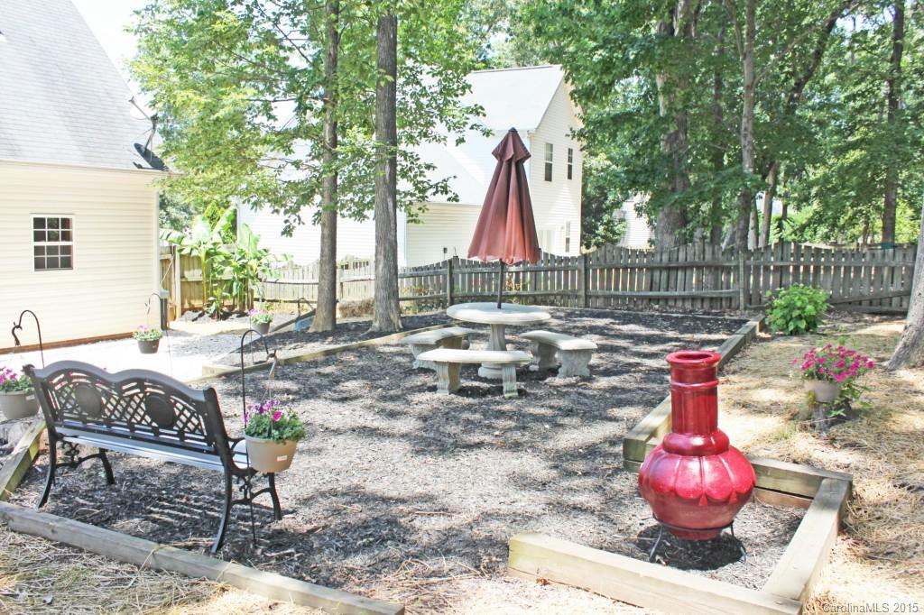 Colonial Village - Residential