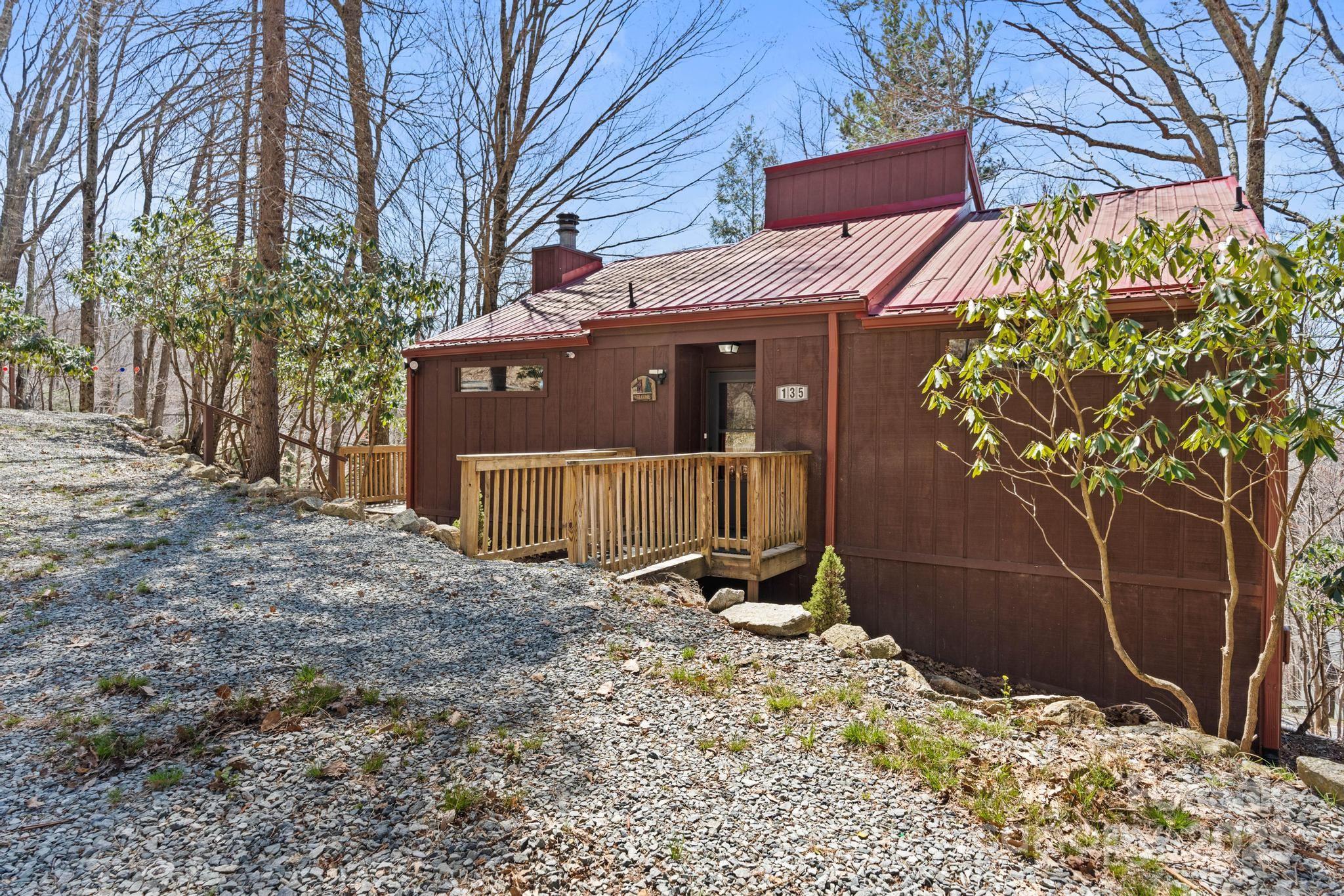 135 Clubhouse Road