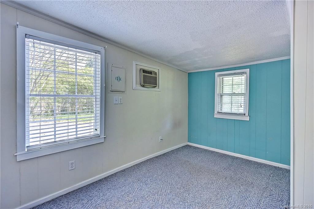 Riverfront - Residential