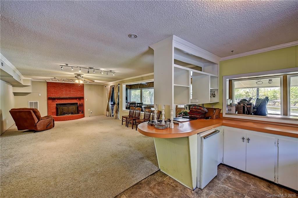 Riverfront - Residential