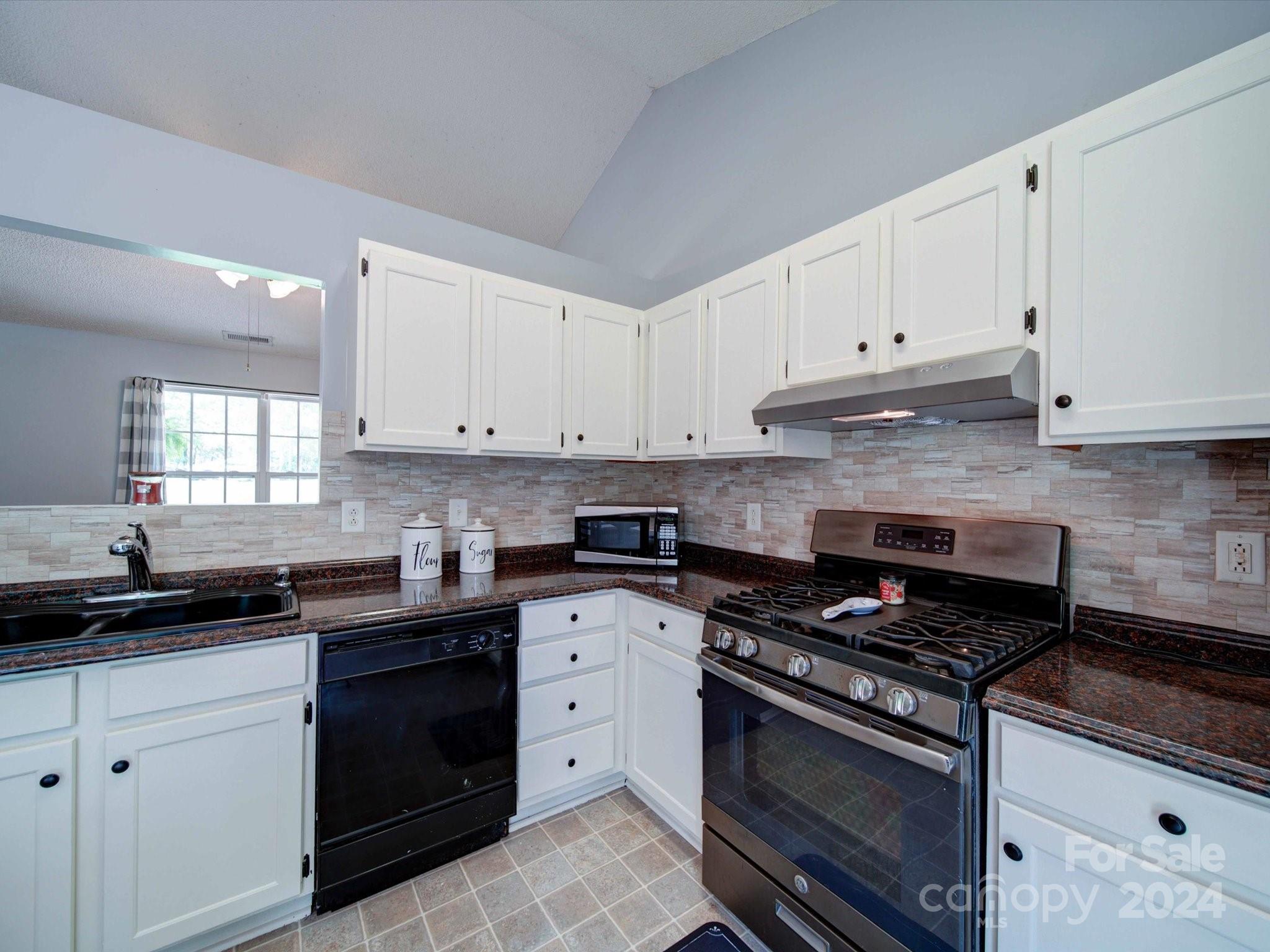 Country Club Heights - Residential