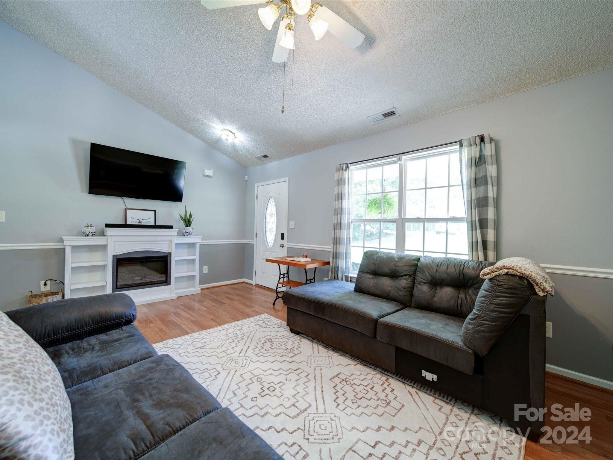 Country Club Heights - Residential