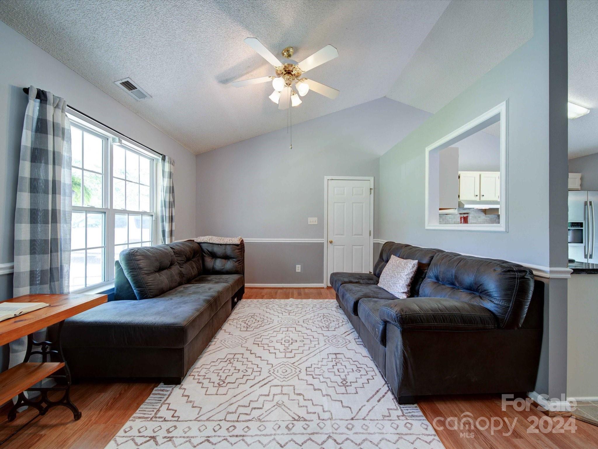 Country Club Heights - Residential