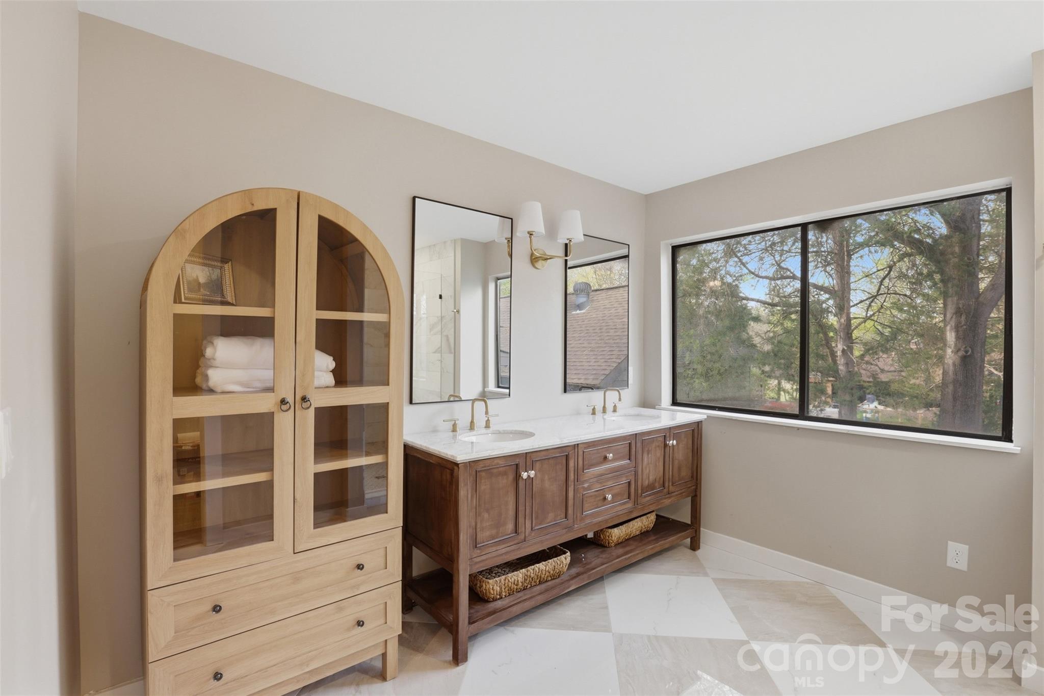 Raintree Greens - Residential