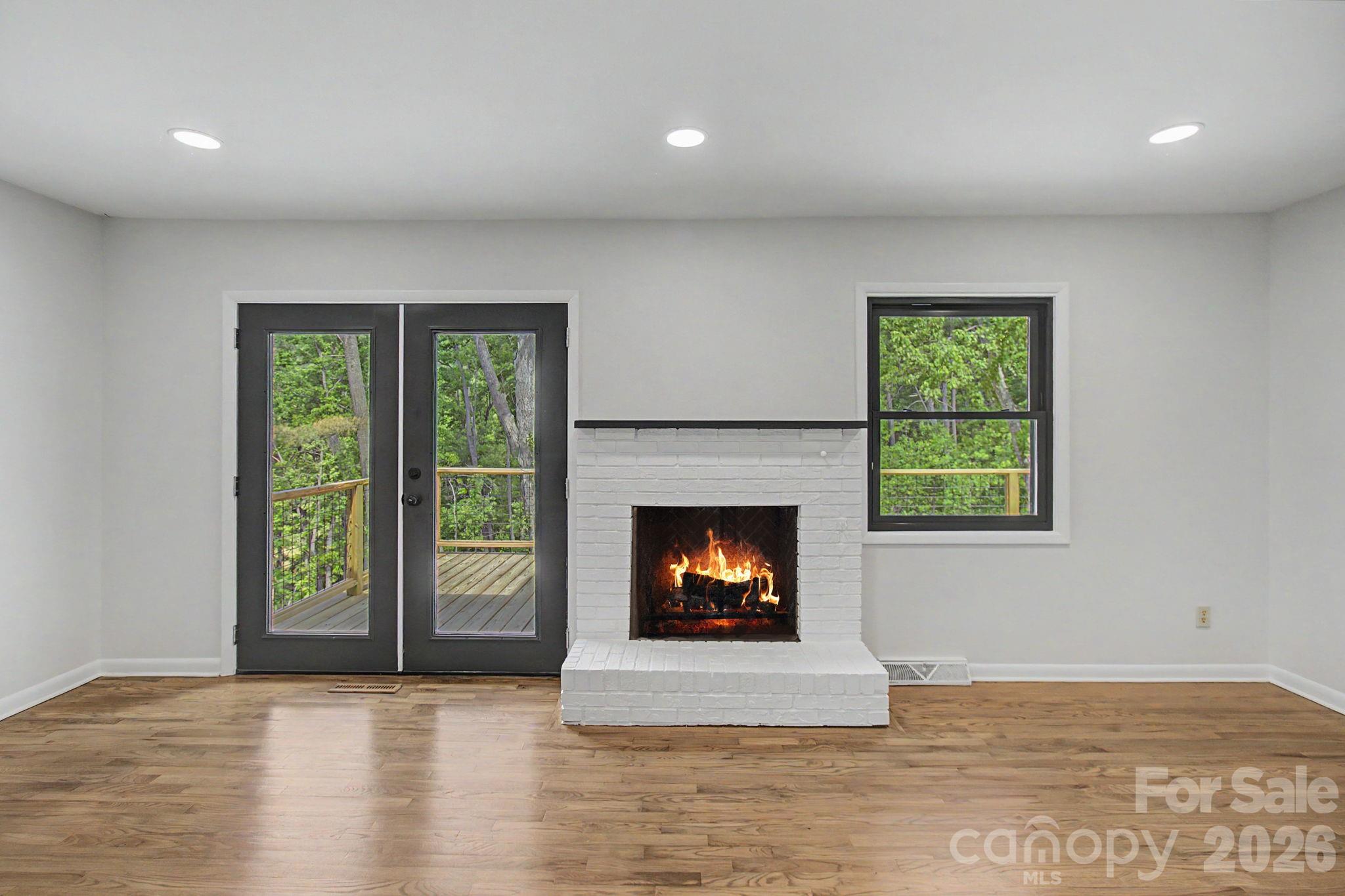 KIMBERLY WOODS - Residential