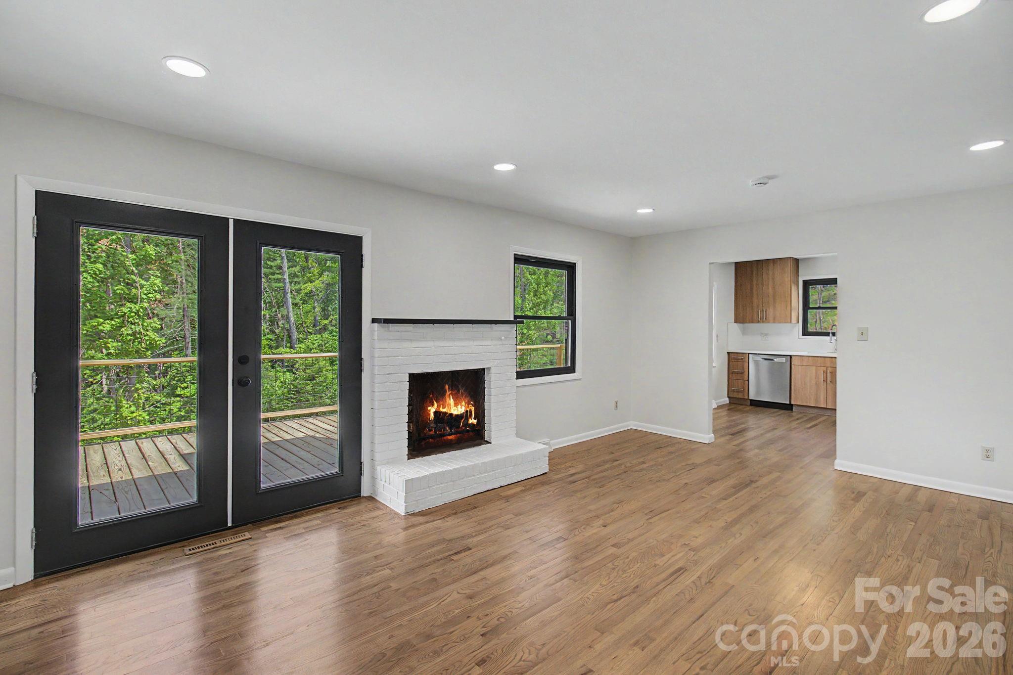 KIMBERLY WOODS - Residential