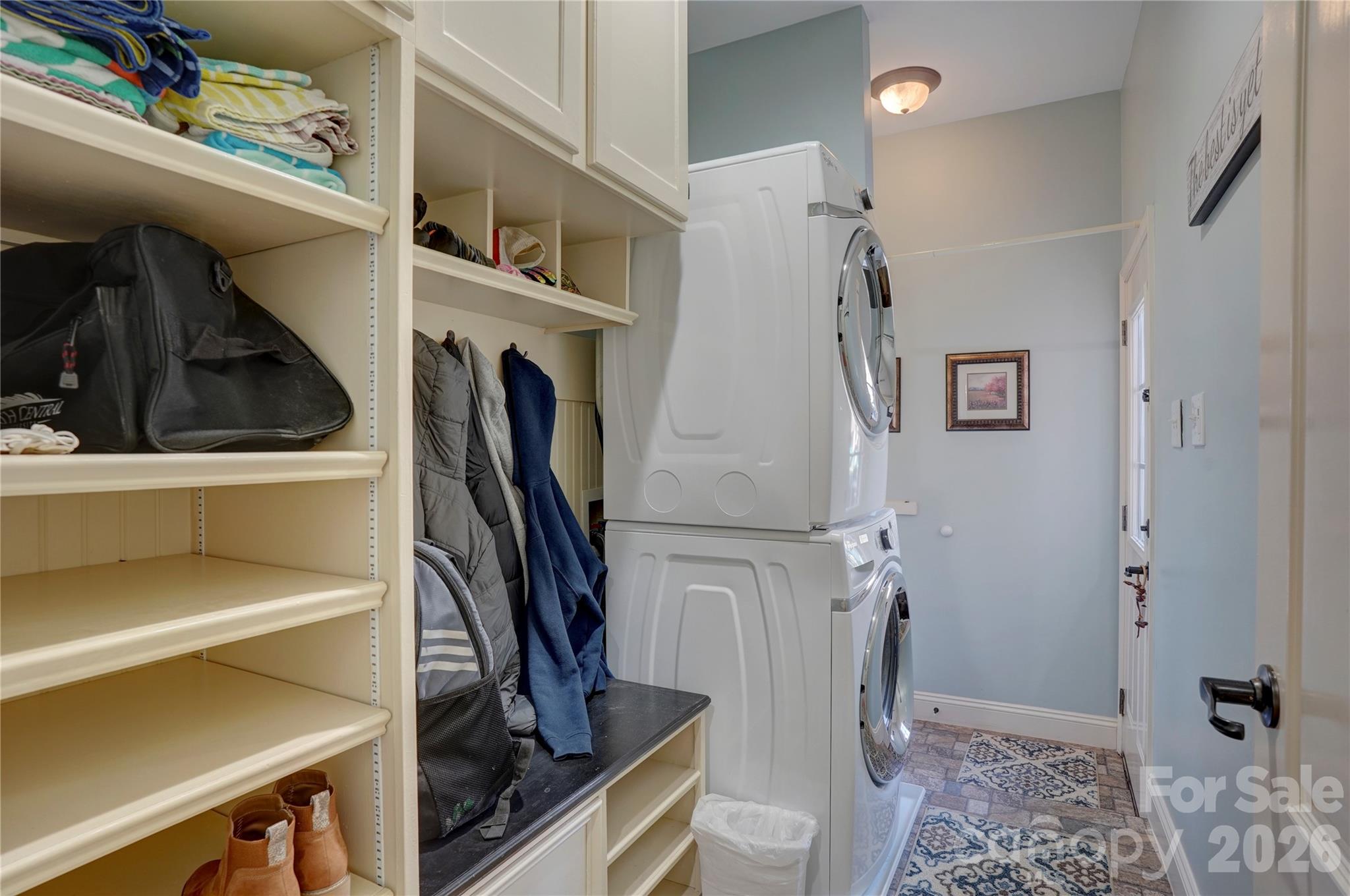 Fairington Oaks - Residential