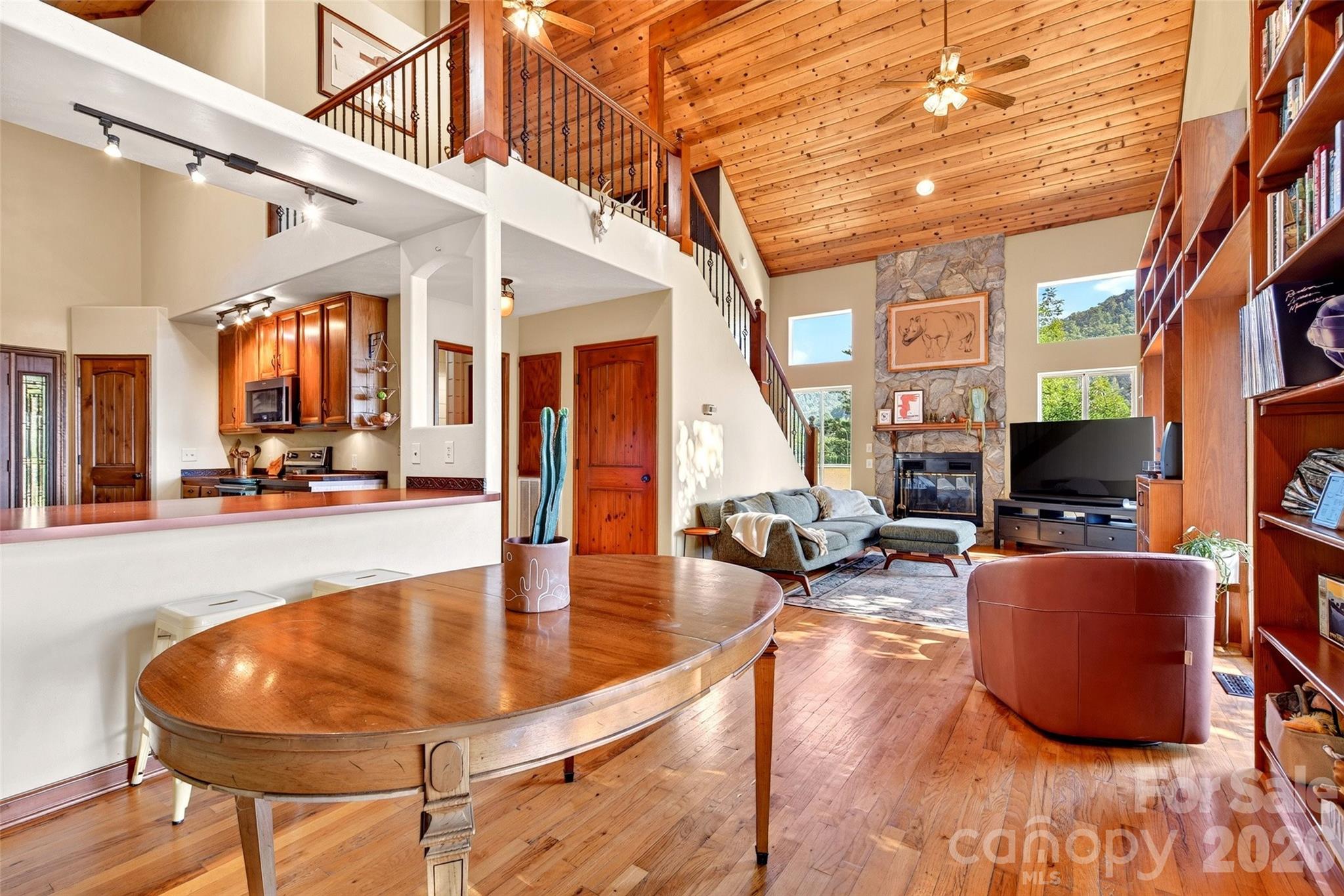 884 Pinnacle Parkway