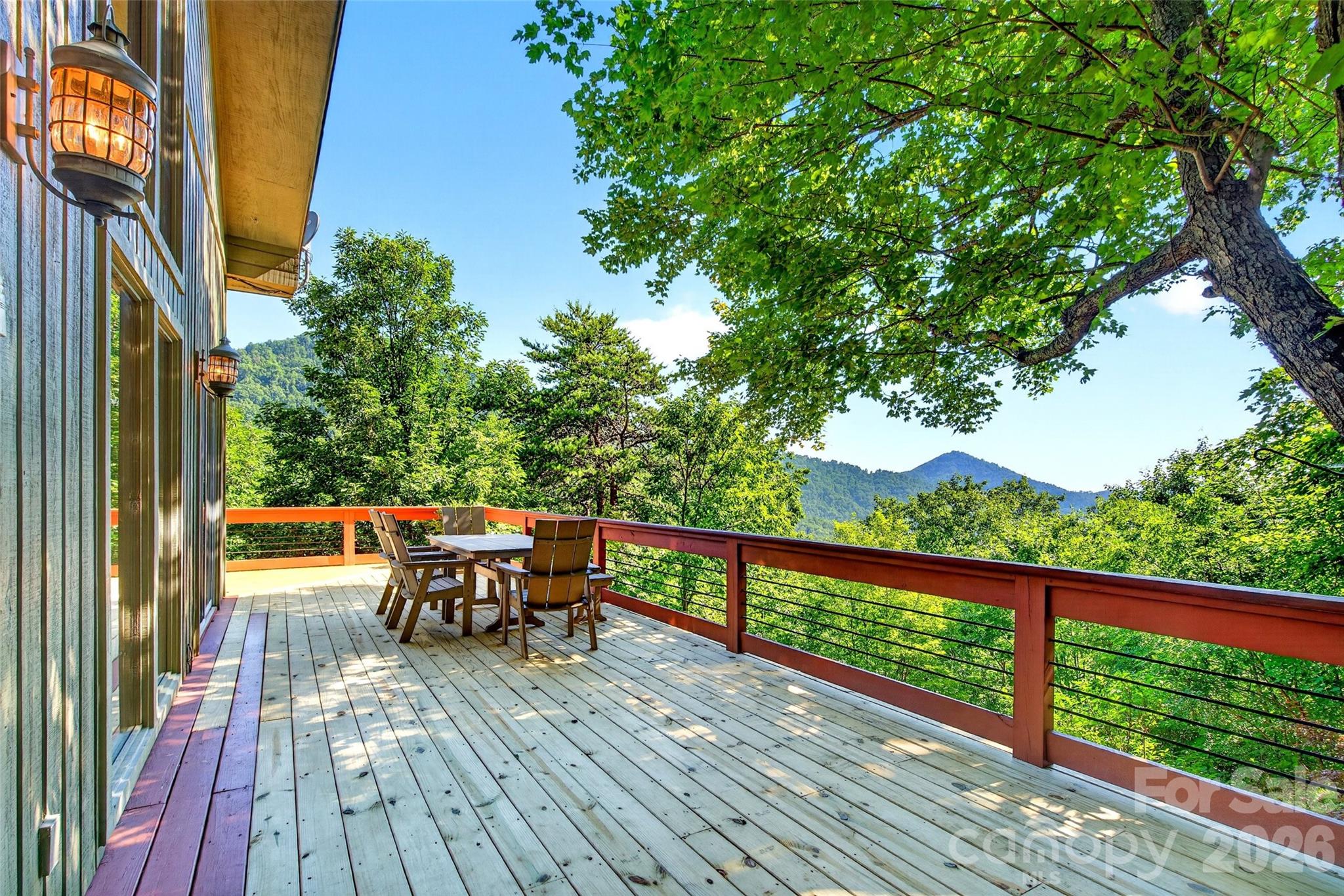 884 Pinnacle Parkway
