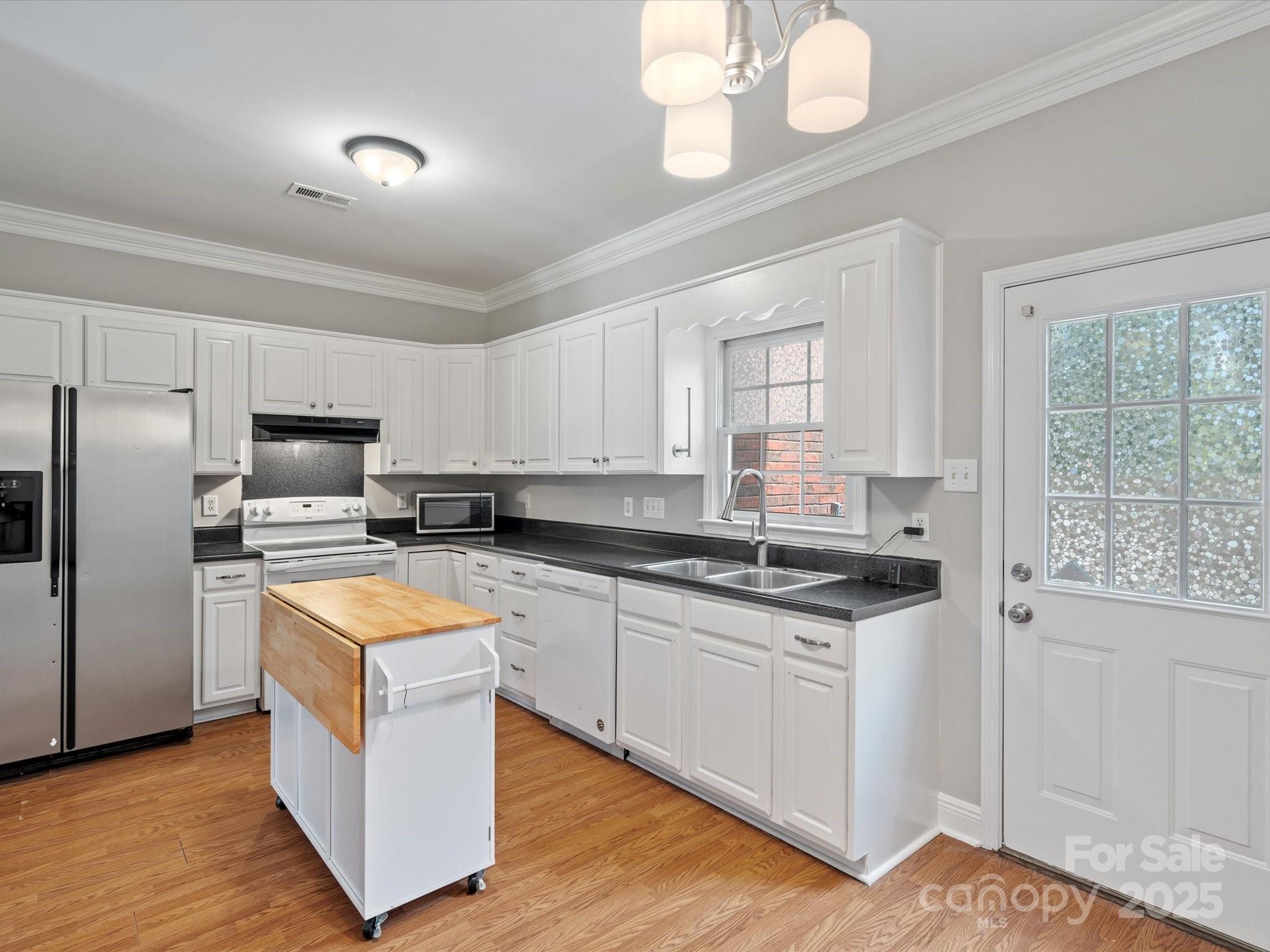 Oakland Villas - Residential