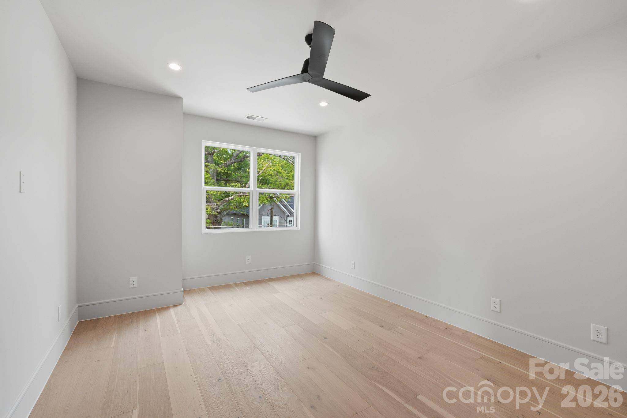 Davis Park - Residential