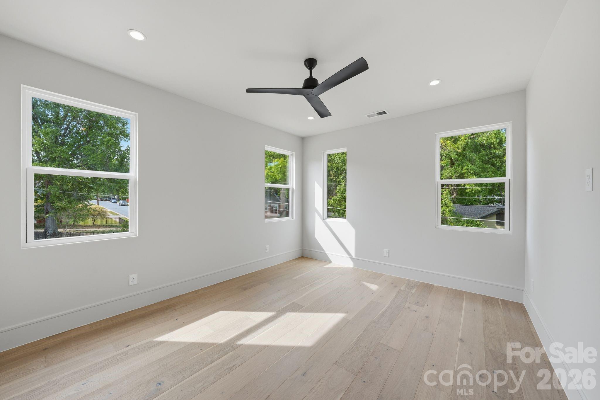 Davis Park - Residential