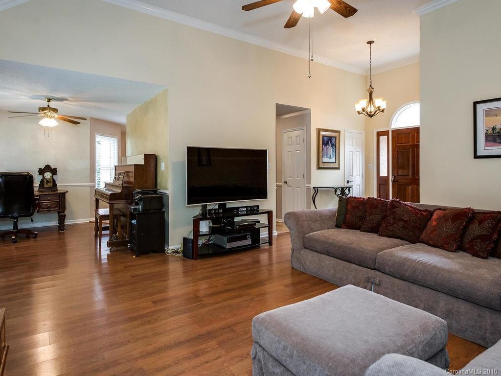 Chestnut Ridge - Residential