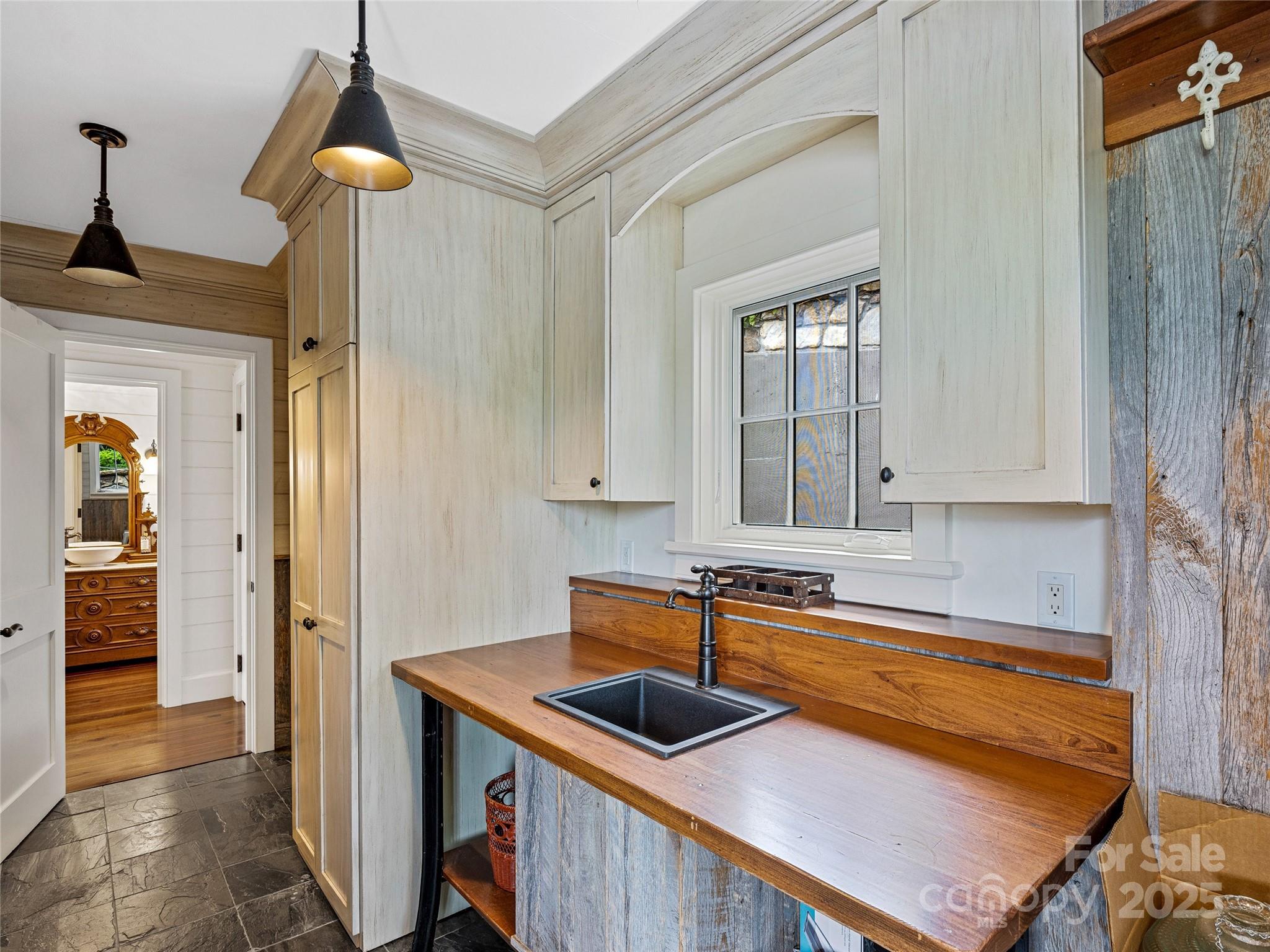 Lake Toxaway Estates - Residential