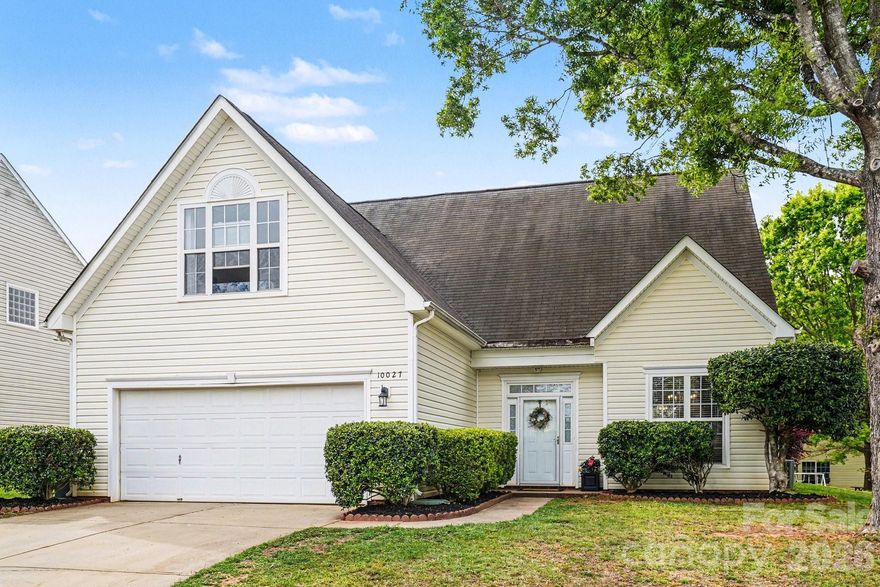 Beautiful home with an open floor plan and high ceilings, featuring designer crystal chandeliers in the foyer. The main-level primary suite includes a luxurious bath with a separate soaking tub and shower. A large bonus room offers flexible space for work or play. Enjoy outdoor living with a backyard pergola and patio, plus access to a neighborhood pool.