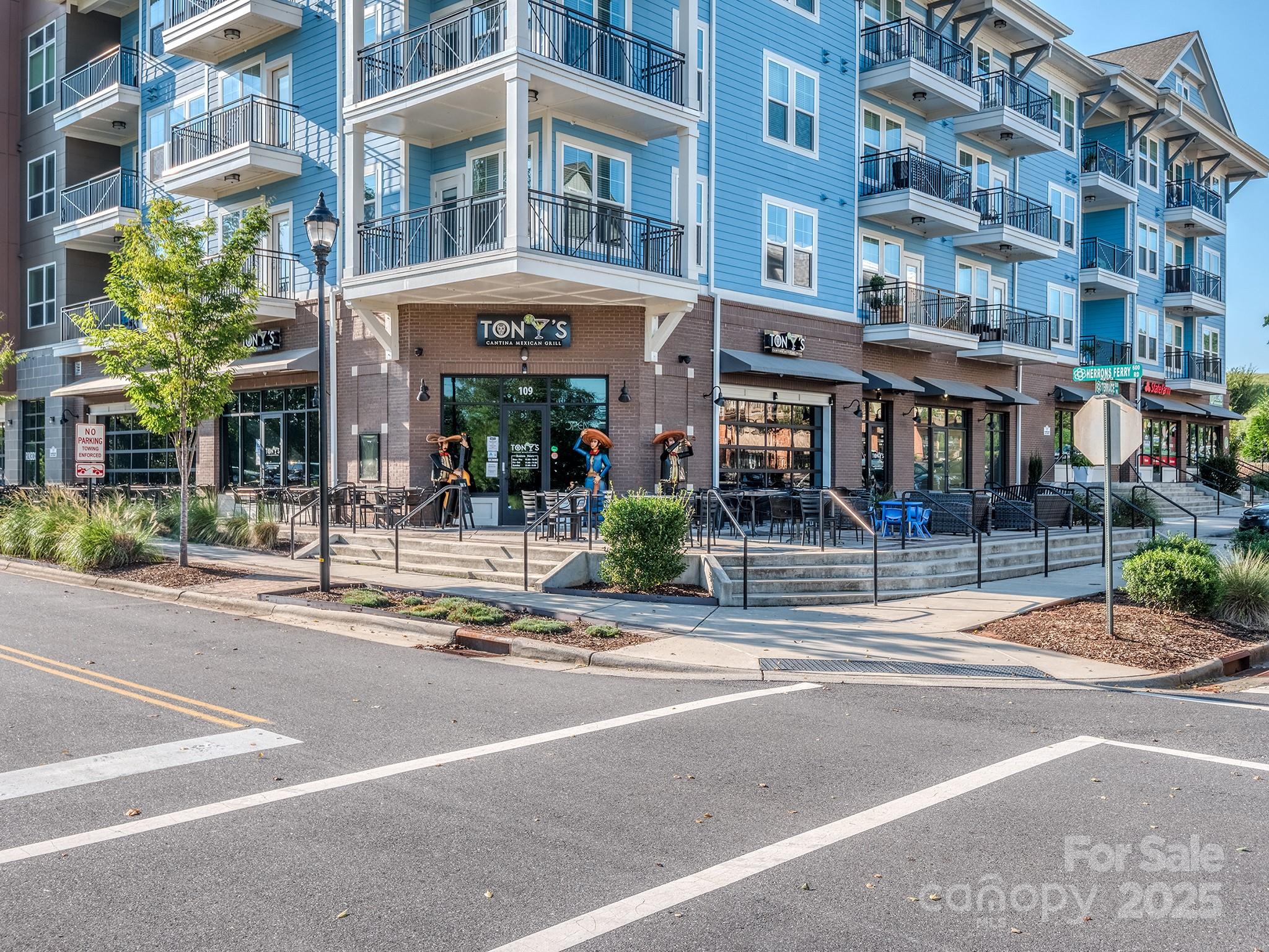 Riverwalk - Residential