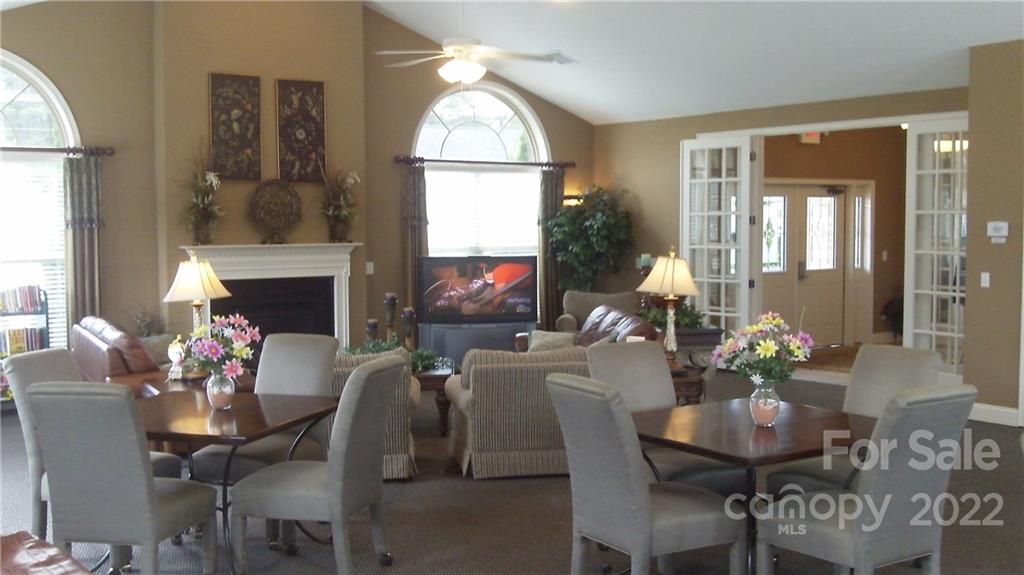 Wynnshire Ridge - Residential