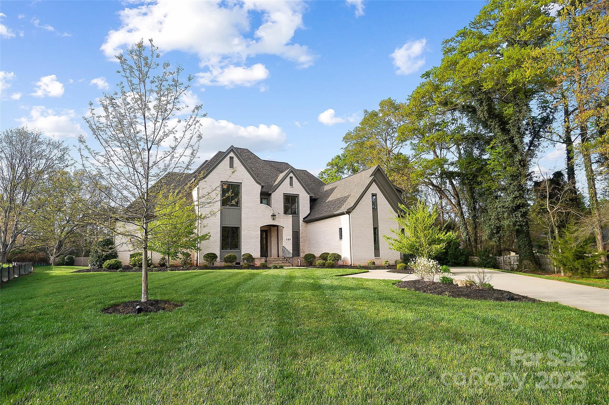 Cardinal Crest - Residential