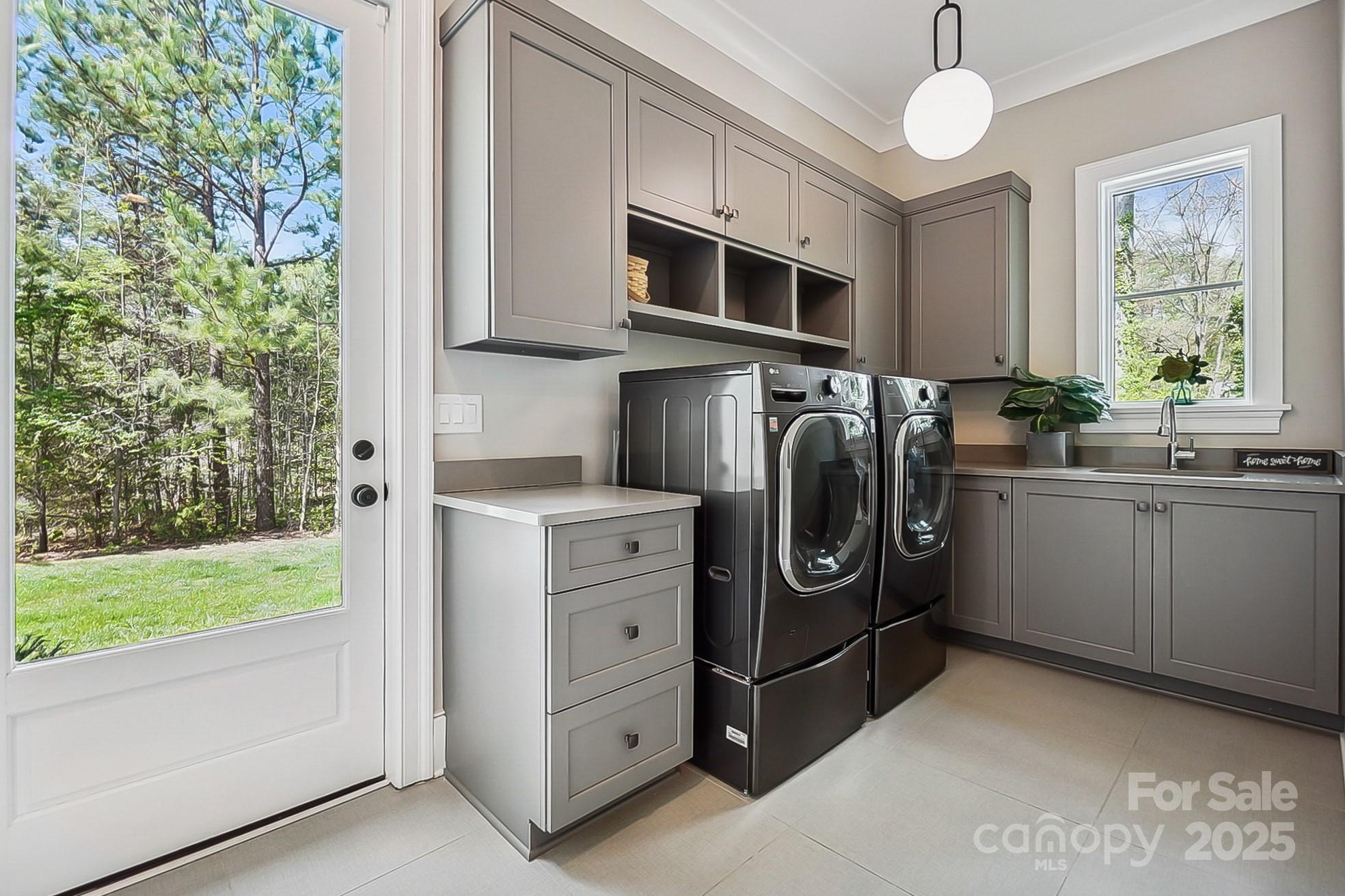 Cardinal Crest - Residential