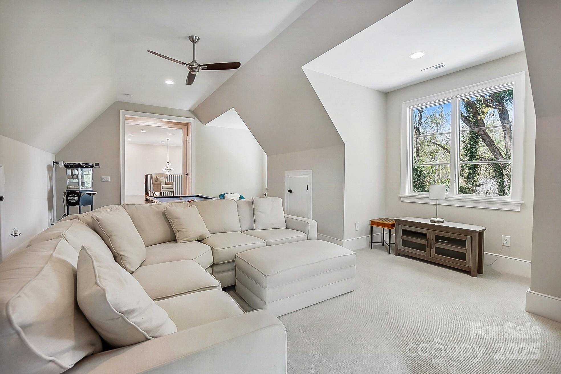 Cardinal Crest - Residential