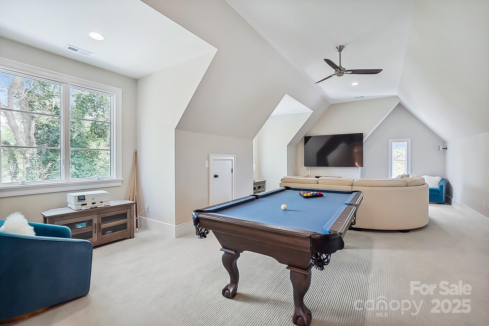 Cardinal Crest - Residential