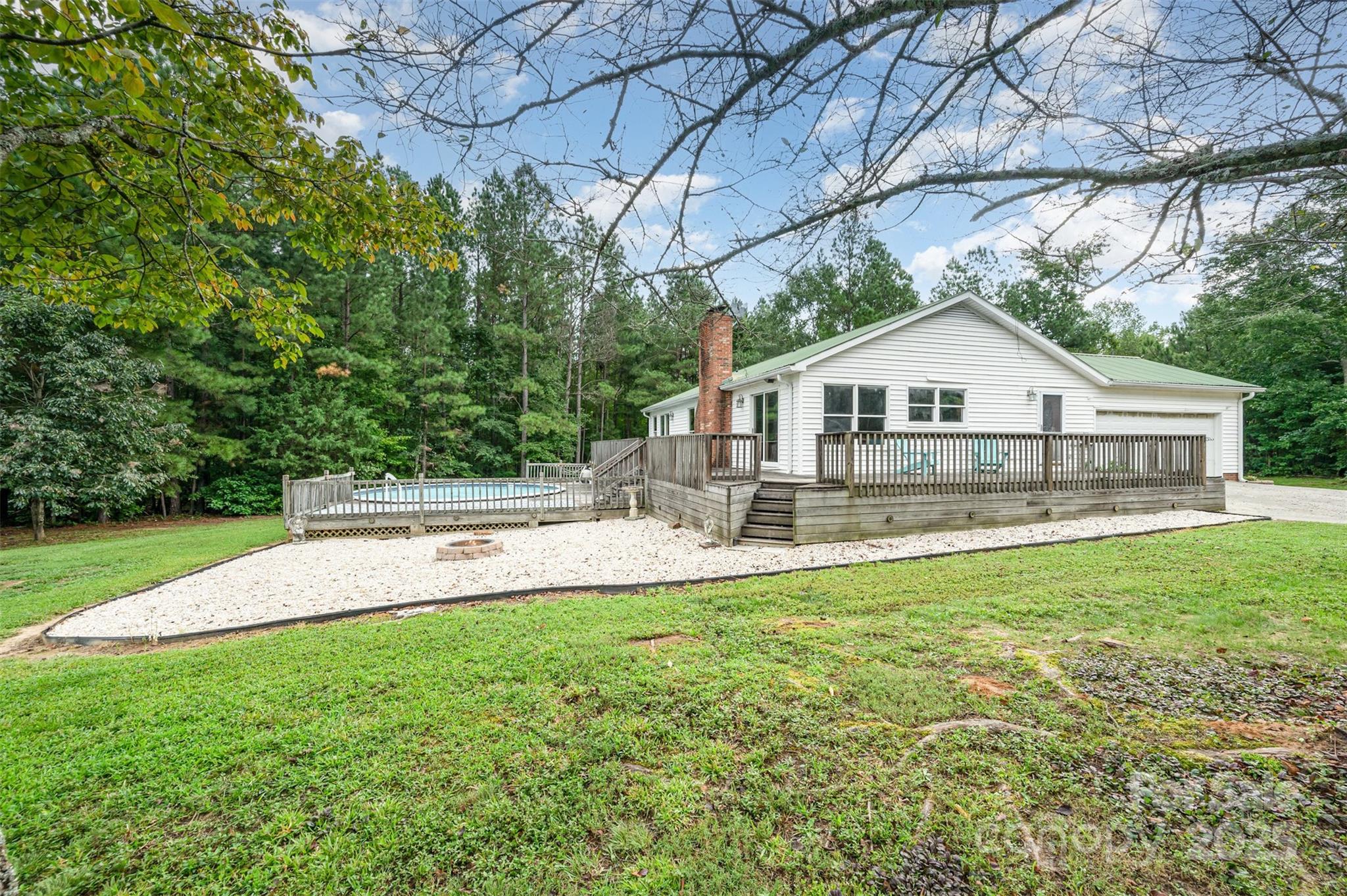 2370 Mount Pleasant Road S