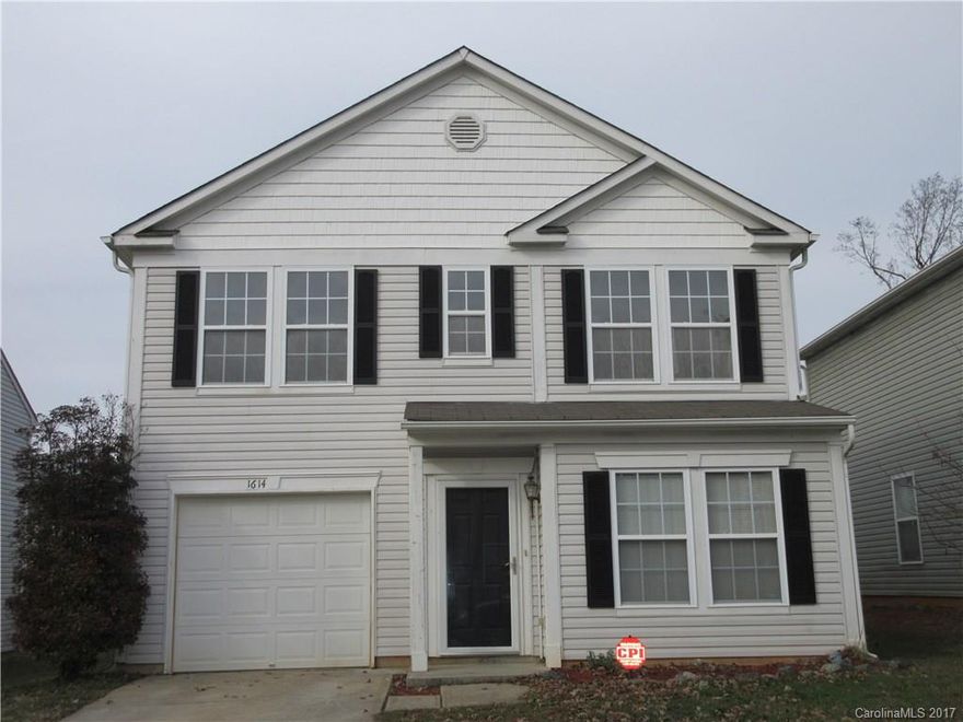 Beautiful 2 story home with a one car garage.  This property welcomes you into a formal dinning area and great room with a spacious kitchen and dinette area on the first level.  Upstairs boasts of a huge loft and Master bedroom with private bath and walk in closet. There are also 2 other bedrooms and 2 bathrooms to complete the upstairs.