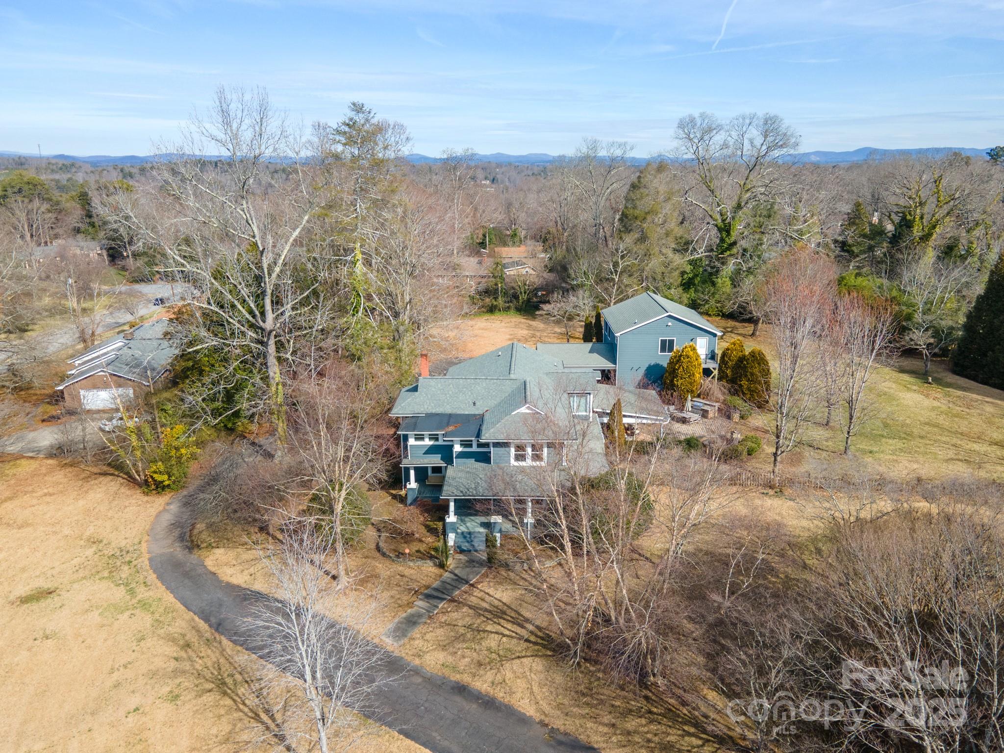 1740 12th Street Drive NW