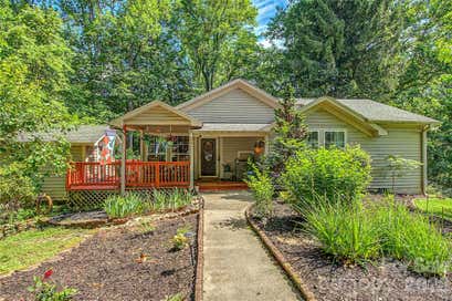 76 Winsome Trail Hendersonville NC 28739