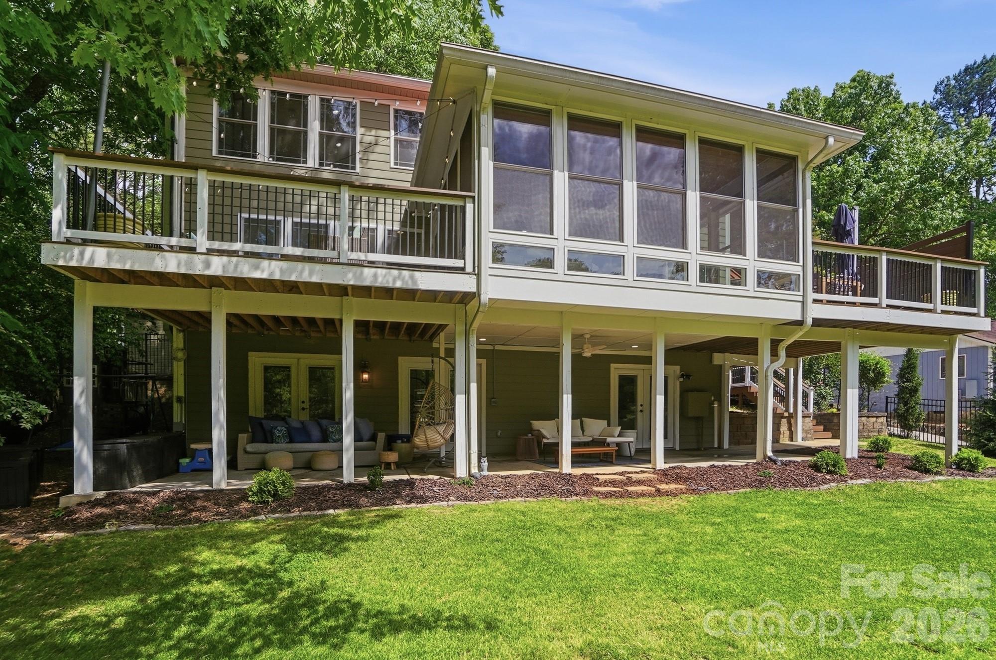 2113 Bon Villa Way