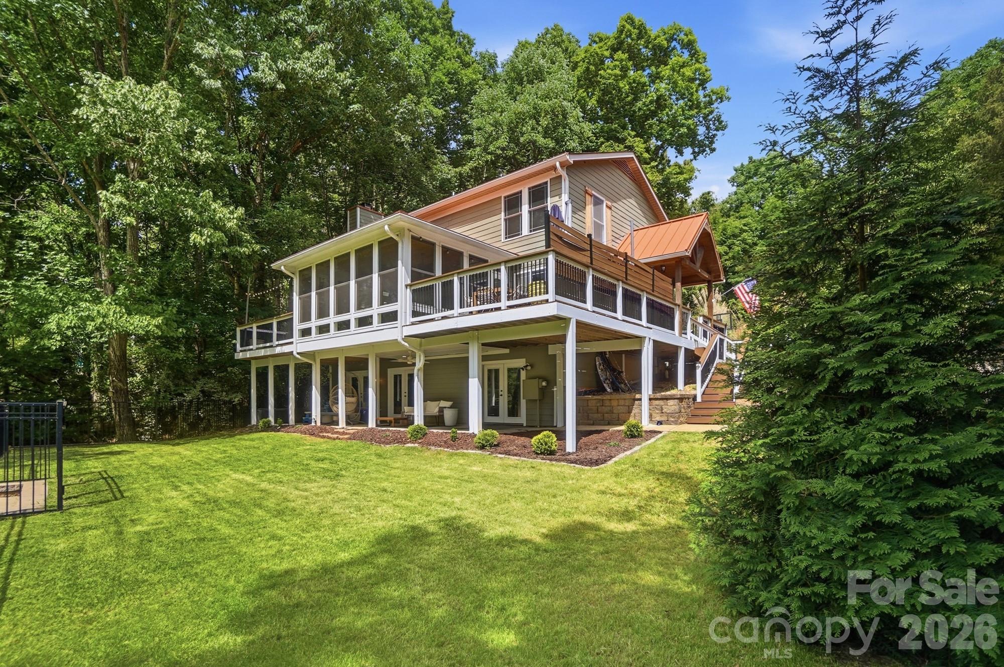 2113 Bon Villa Way