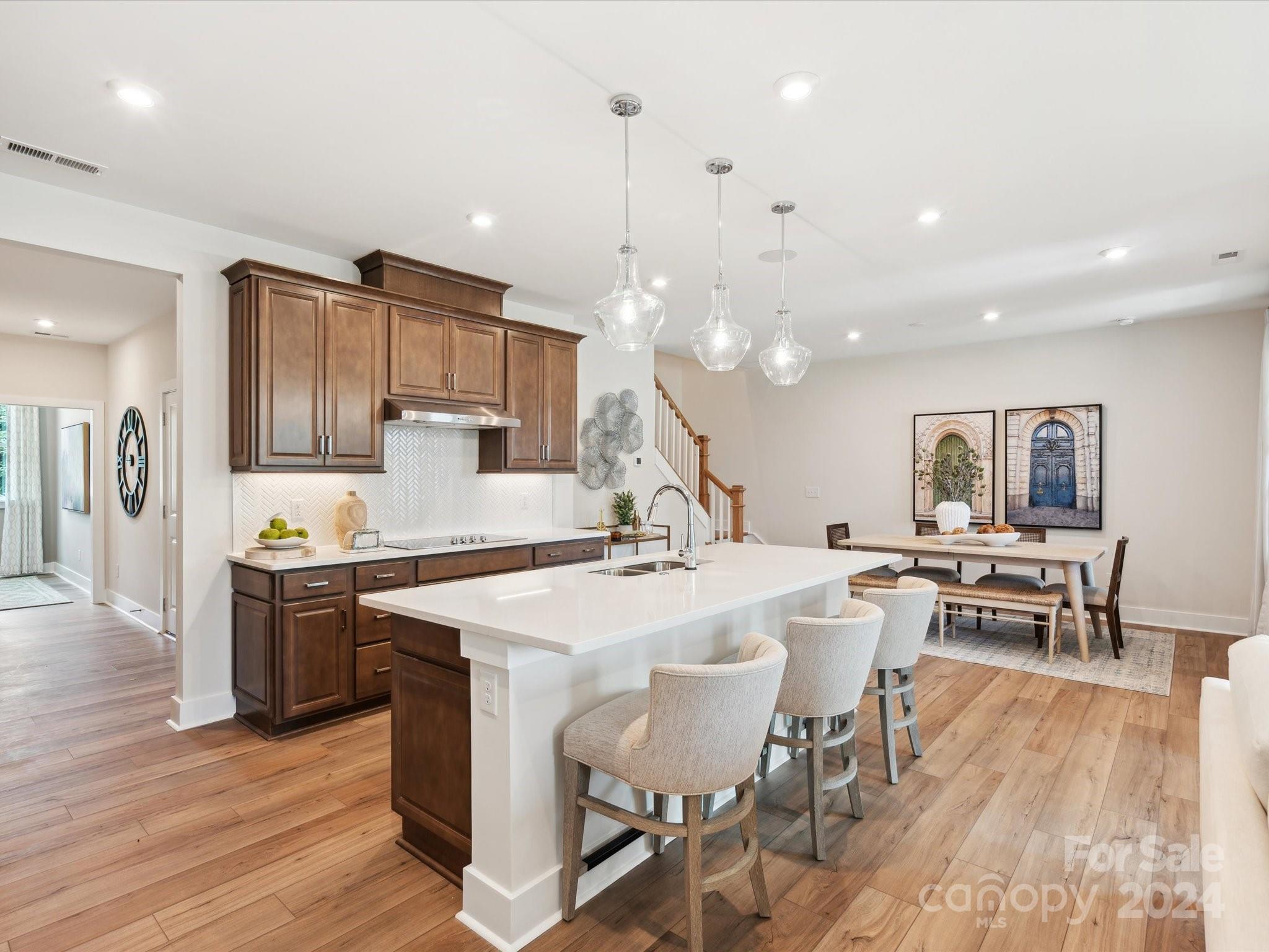 Seven Oaks - Residential