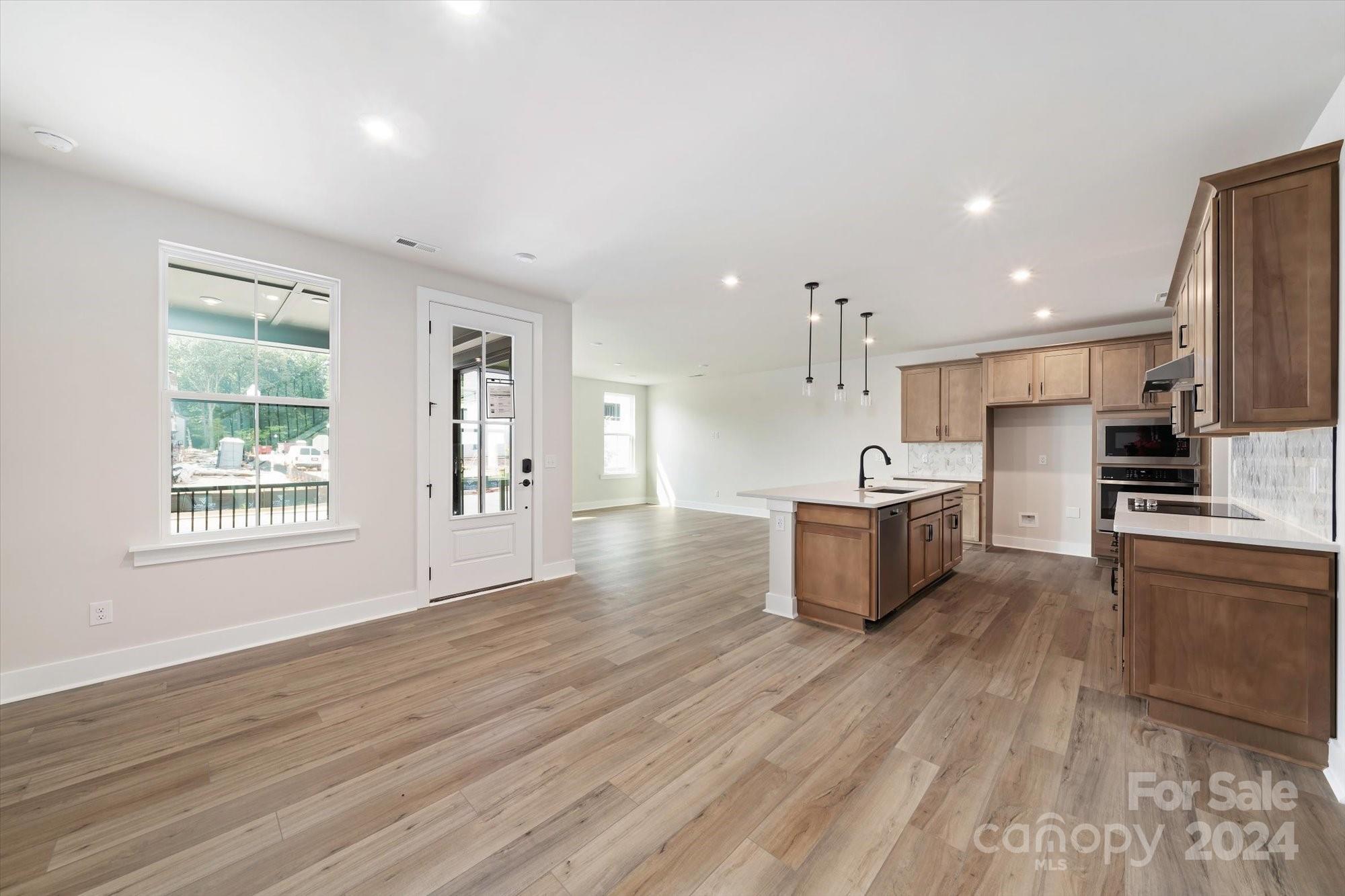 Seven Oaks - Residential
