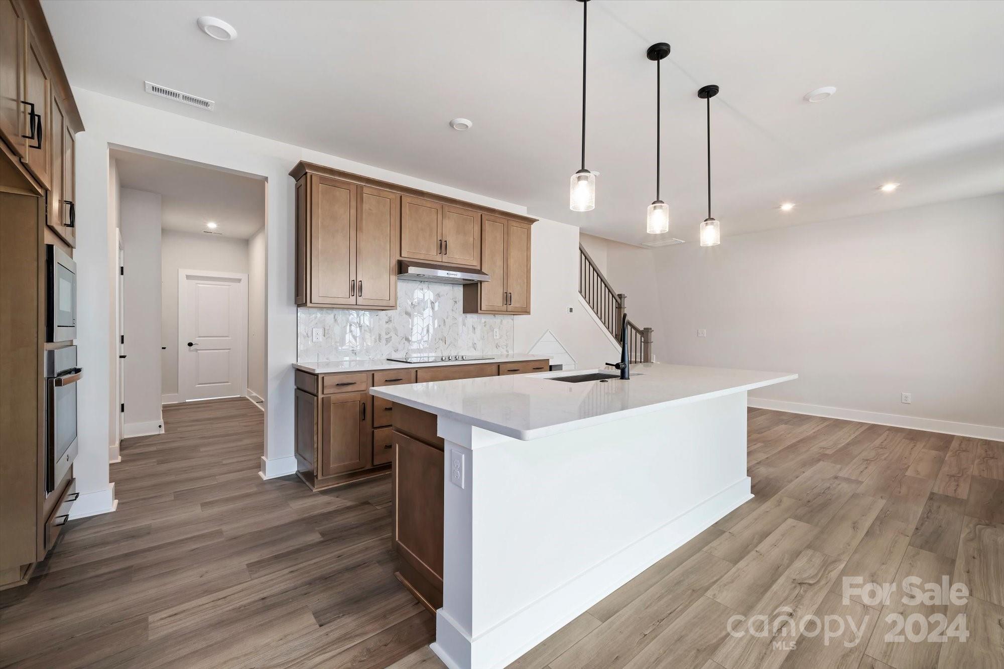 Seven Oaks - Residential