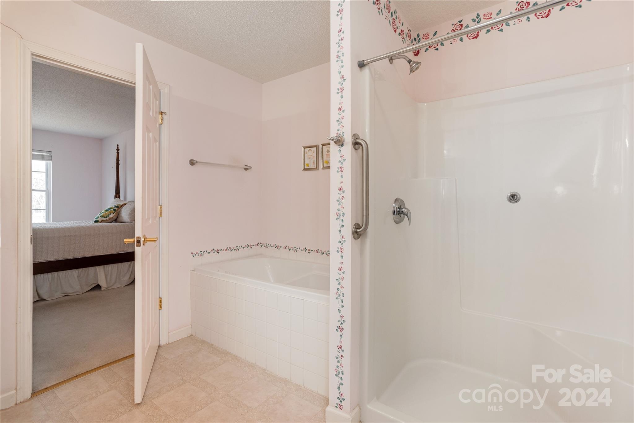 Highland Golf Villas - Residential