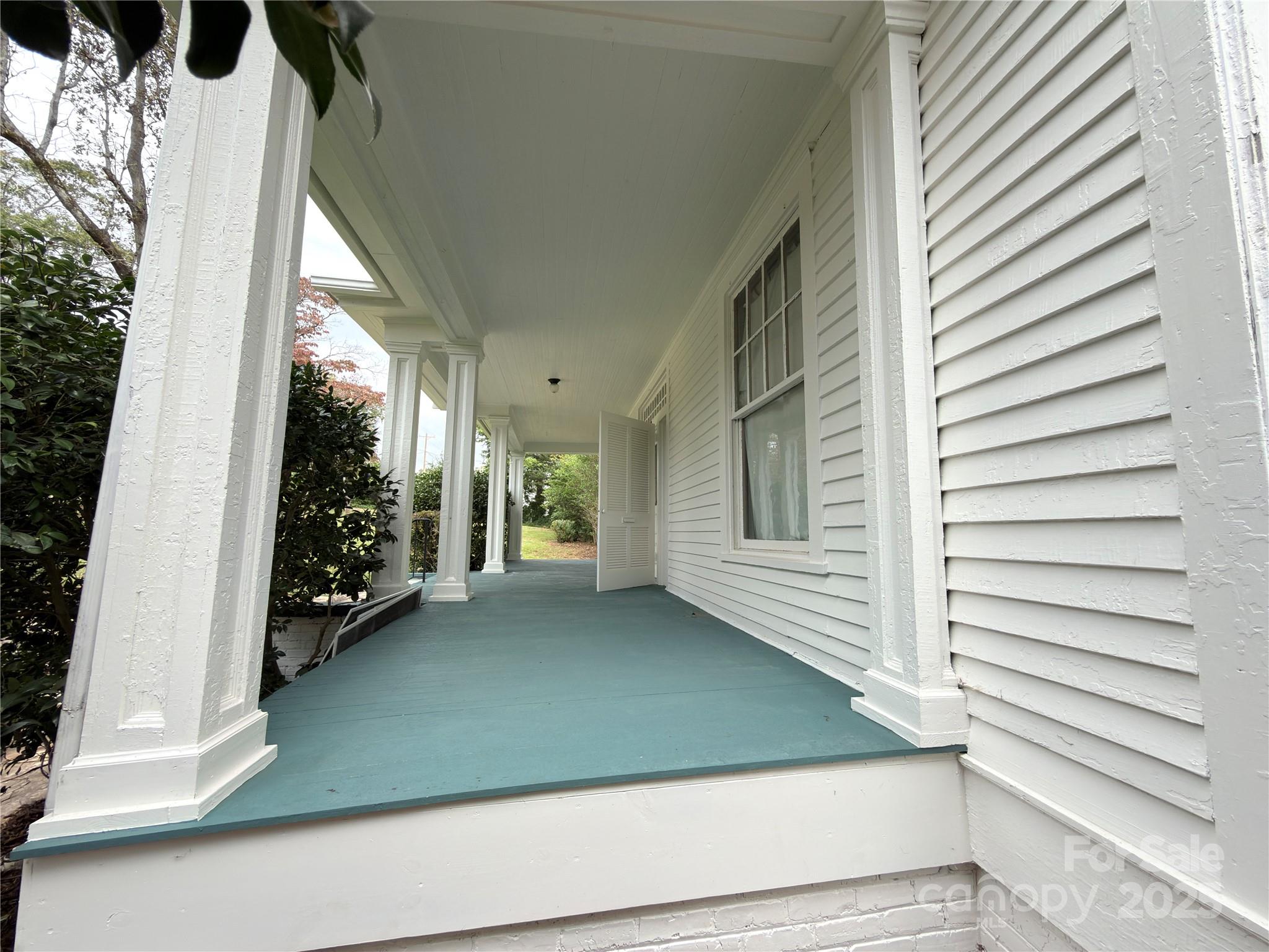 143 S Ridgecrest Avenue