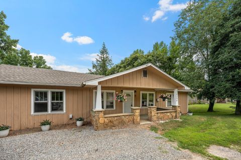 A home in Waynesville