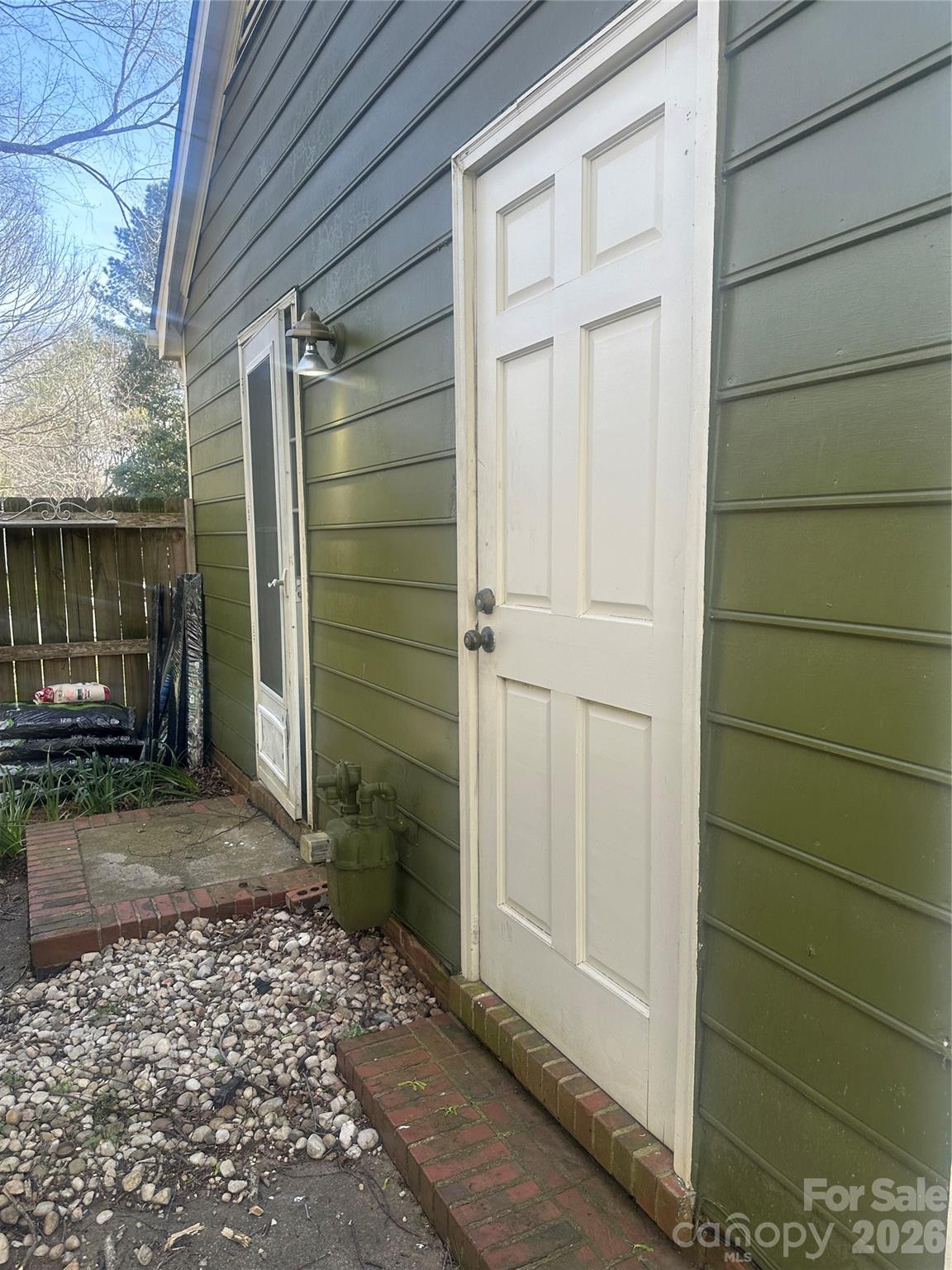 Chestnut Lake - Residential