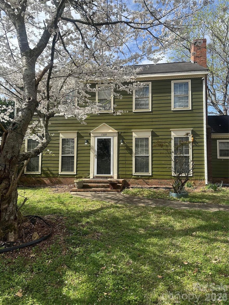 This cutie needs a little love and TLC.  Perfect for investors or anyone willing to put in a little bit of work.  
Move in with equity and make this house your home. NO HOA!!!
Traditional 3BR/2.5BA home in the Chestnut Lake subdivision in Mint Hill with over 1,700 sq ft. Functional floor plan includes galley-style kitchen with large pantry and adjoining breakfast area. Family room with fireplace located just off the kitchen.  Separate living room.  Formal dining room that flows from the kitchen offering ample space.

Exterior features include rear deck, fenced yard, and storage shed. Ample parking with driveway and carport with side entry access.

Conveniently located near shopping, dining, and entertainment.

Home is being sold as-is NO repairs.  Price is reflective accordingly.  Recent FHA appraisal completed within the last 60 days with a value of $313K