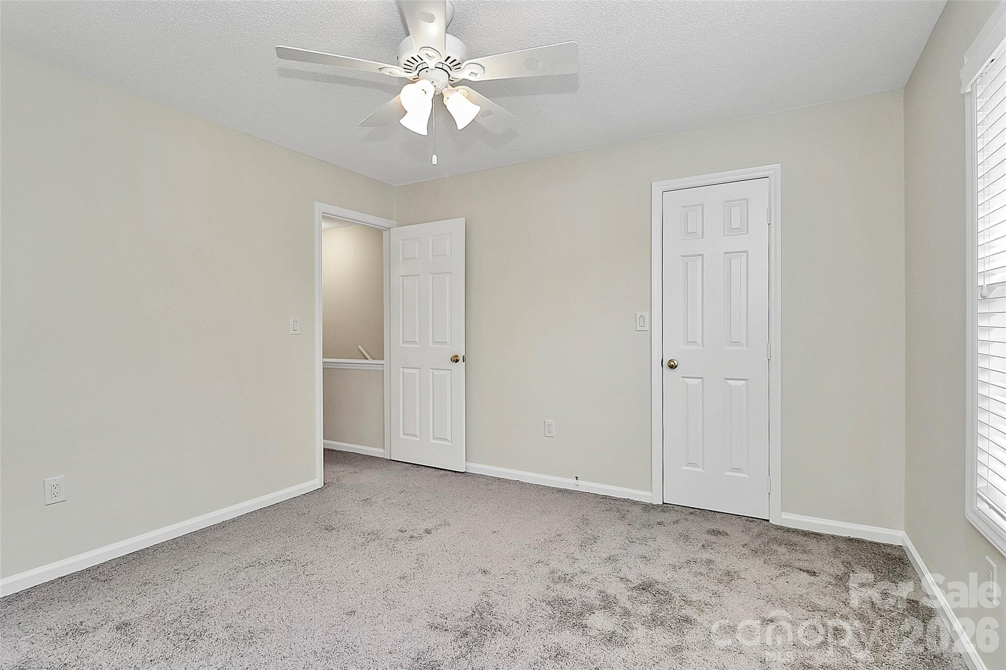 Manor Lake - Residential