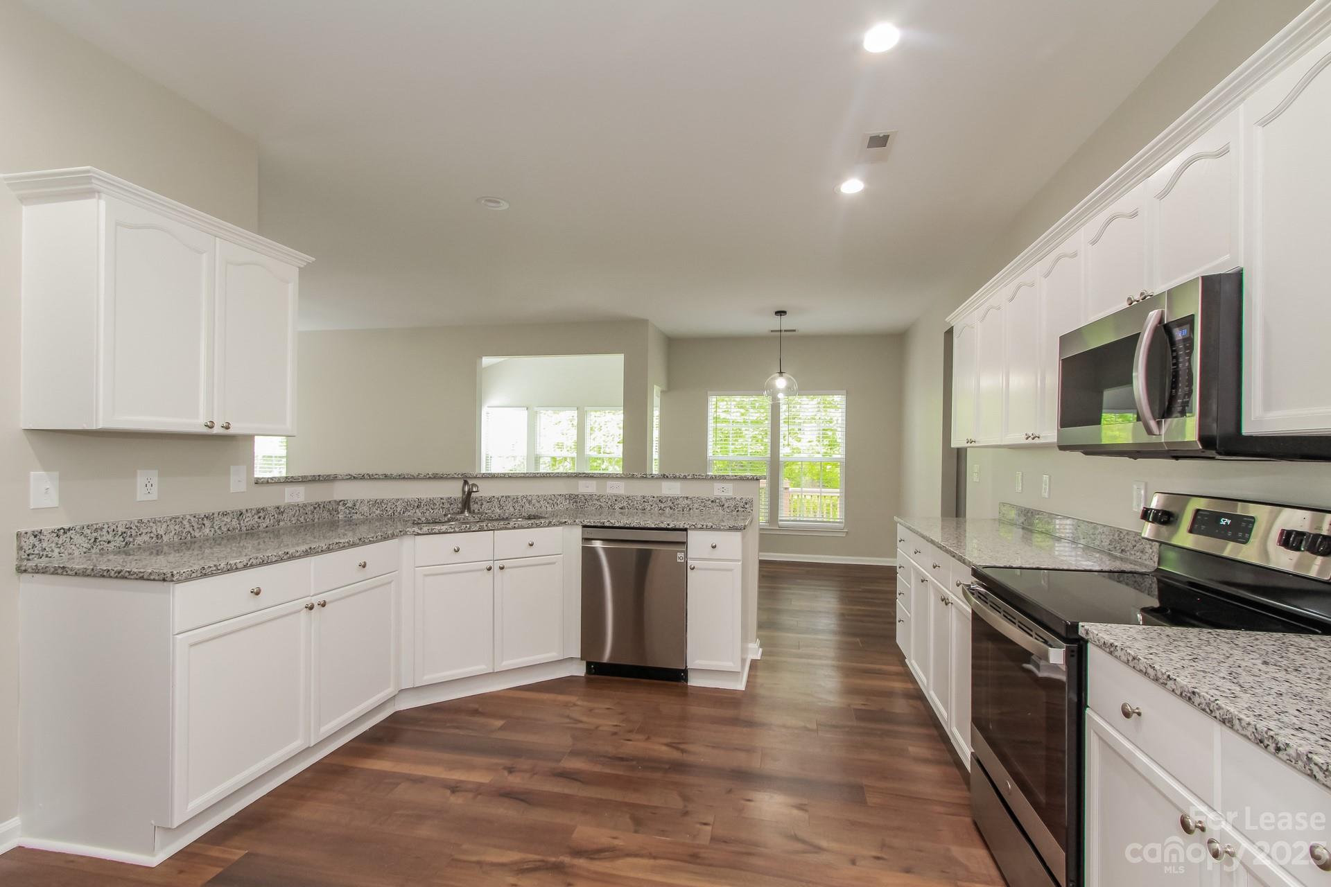 Cardinal Woods - Residential Lease