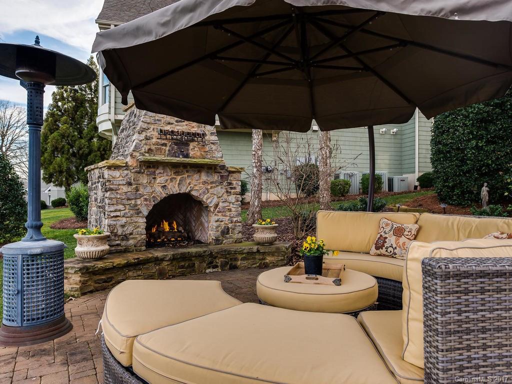 The Peninsula - Residential