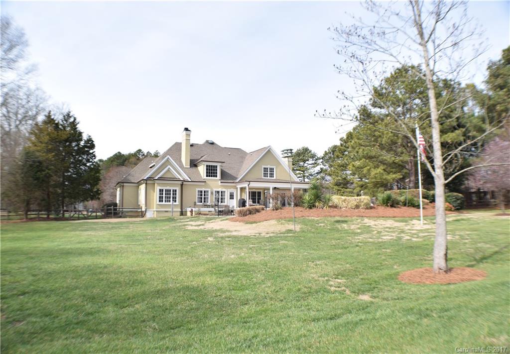 Queens Cove - Residential