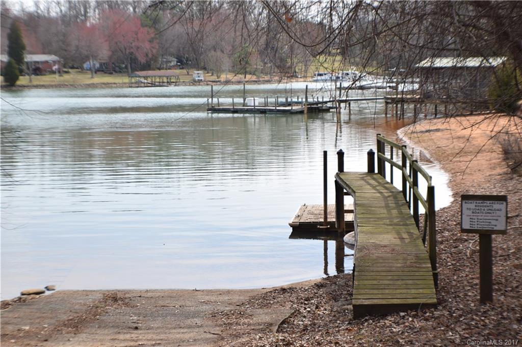 Queens Cove - Residential