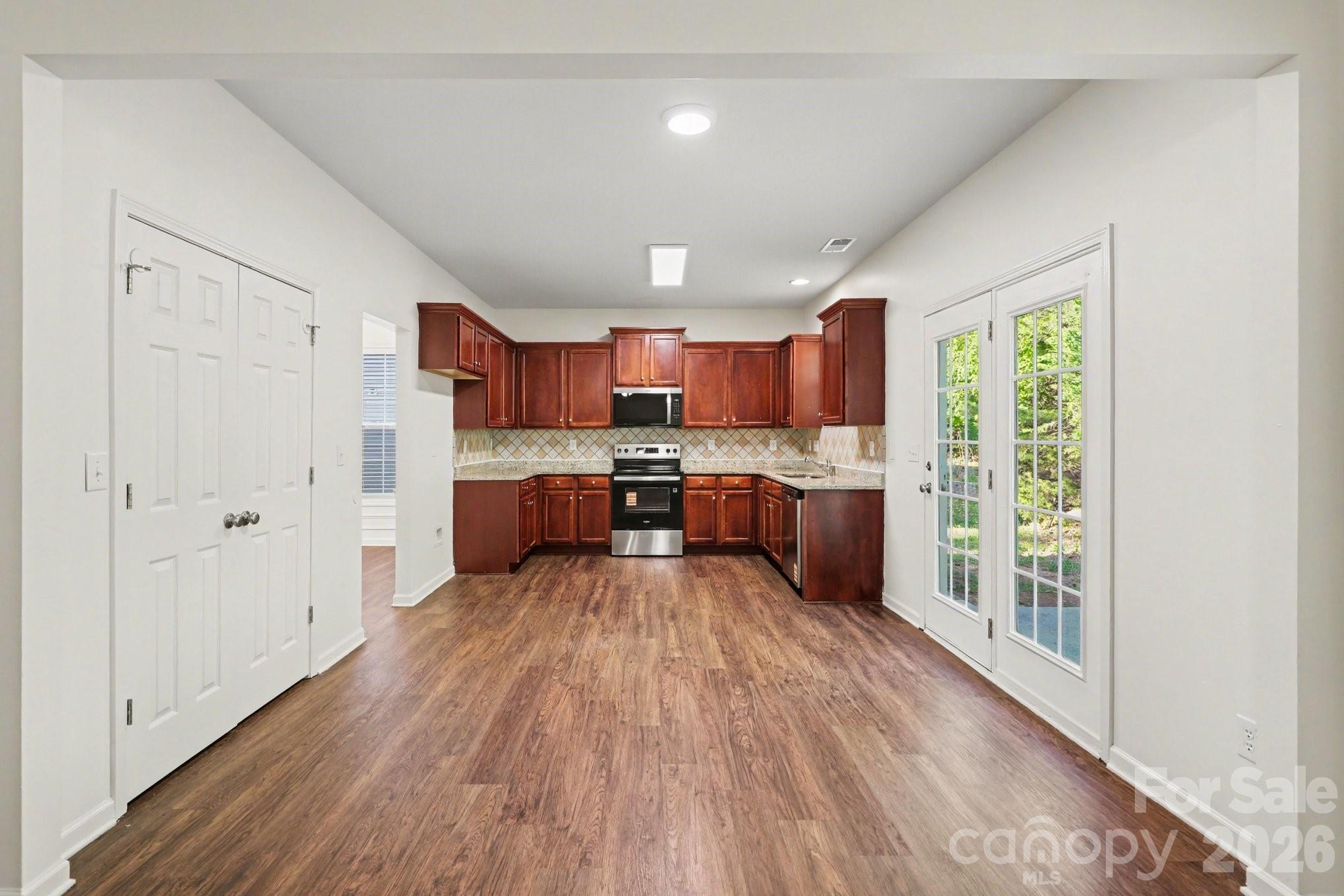 Old Stone Crossing - Residential