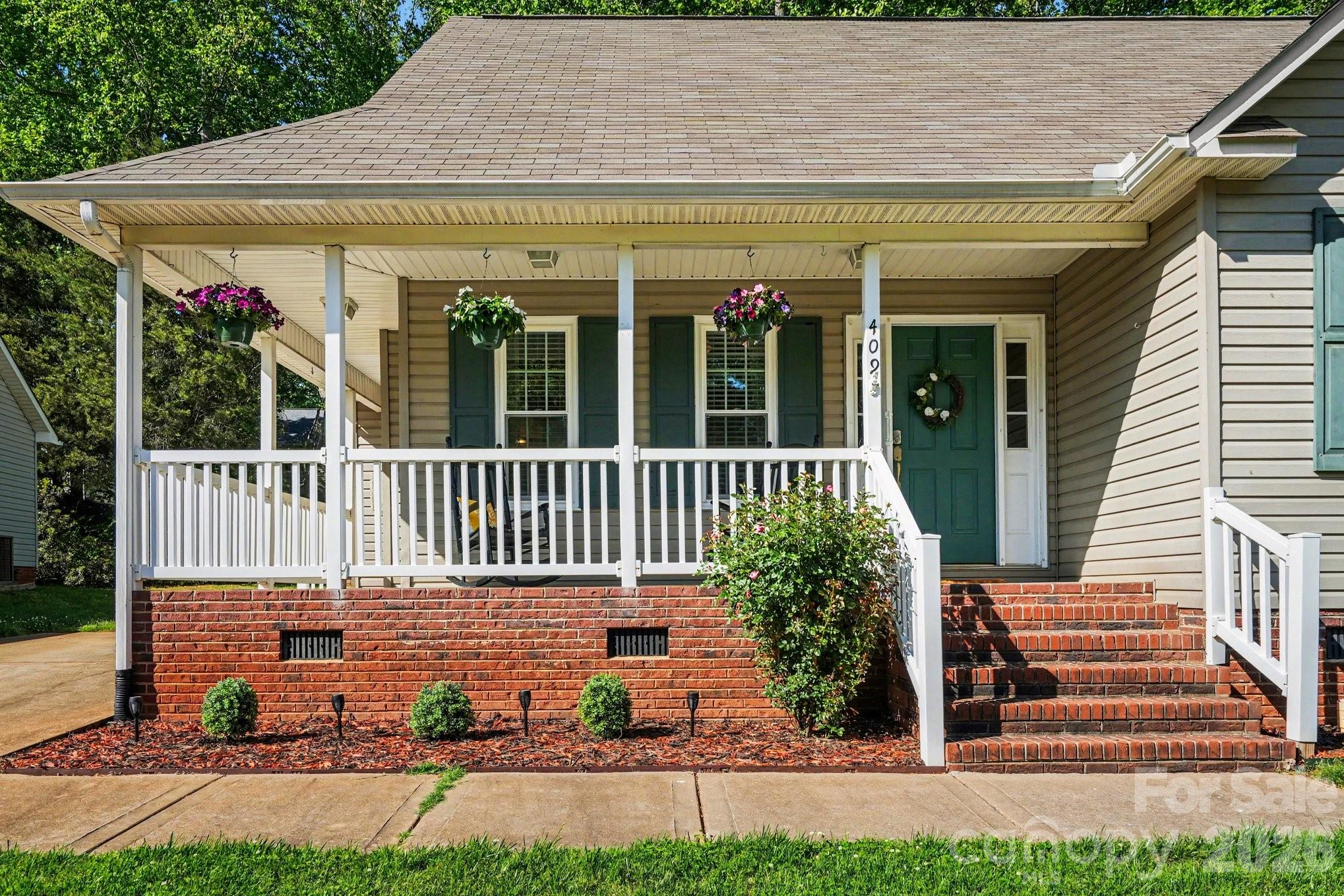 409 Chinaberry Drive