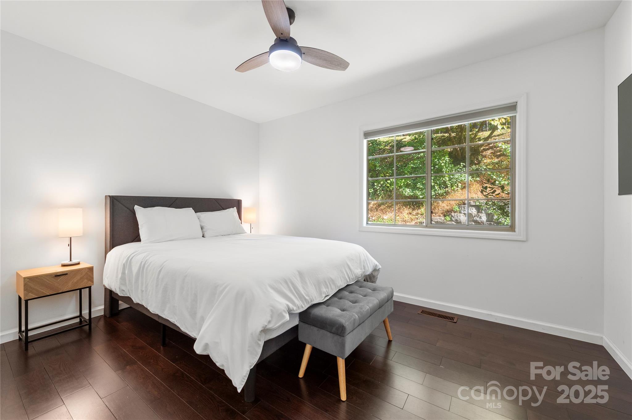 Rumbling Bald on Lake Lure - Residential