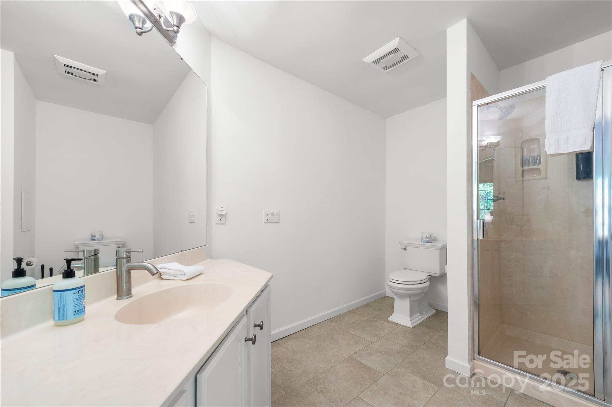 Rumbling Bald on Lake Lure - Residential