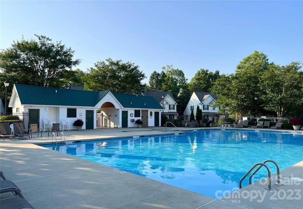 Lexington Commons - Residential