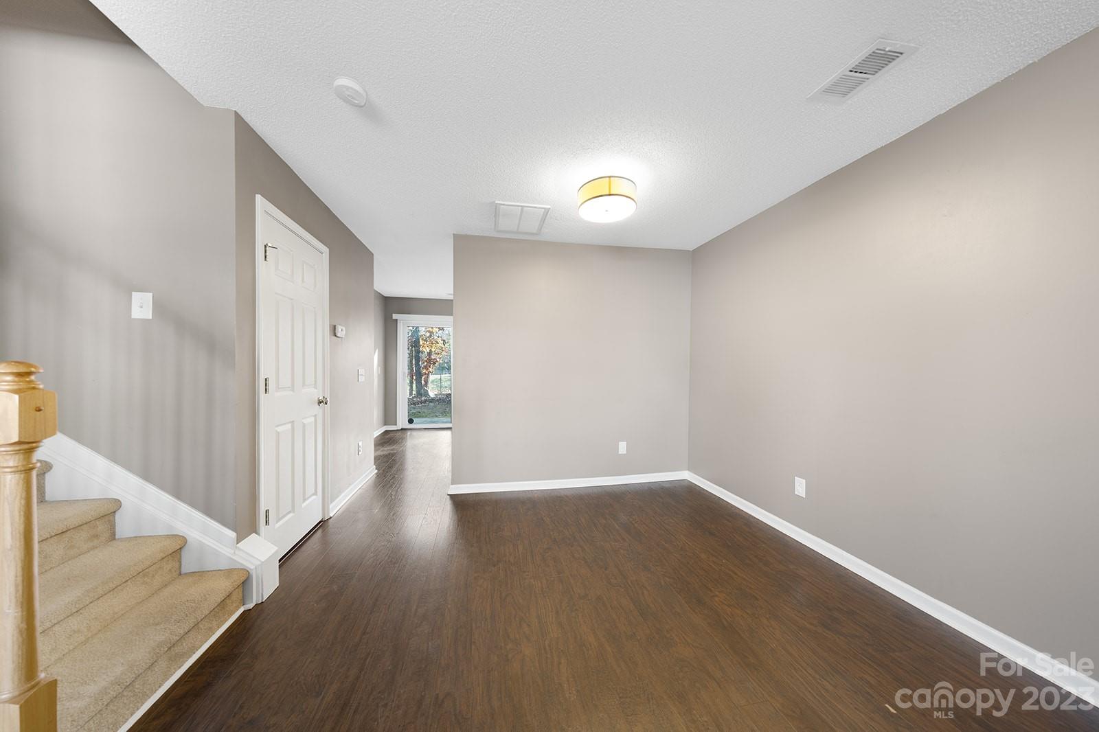 Lexington Commons - Residential